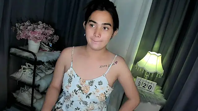 Snapshot of Alovelydoll_nica chatting on September 20, 11:16 am Alovelydoll nica online show from September 20, 11:16 am
