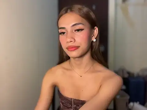 Lovelynikki03 online show from September 15, 7:08 pm