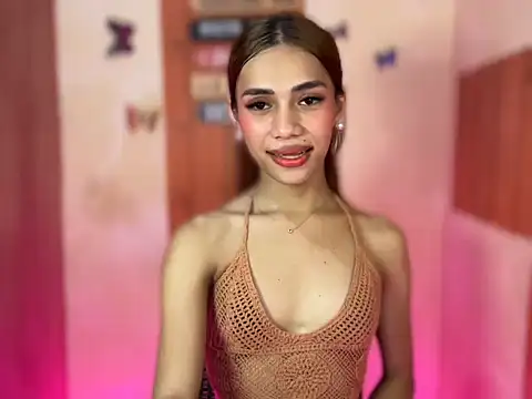 Lovelynikki03 online show from September 20, 7:03 am