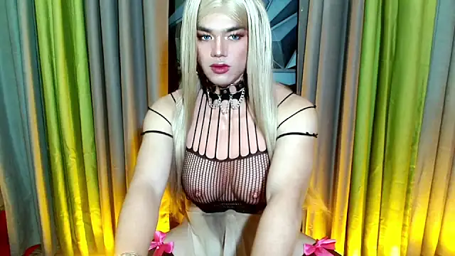 Snapshot of GoddessOFHUGEx chatting on September 14, 4:00 pm GoddessOFHUGEx online show from September 14, 4:00 pm