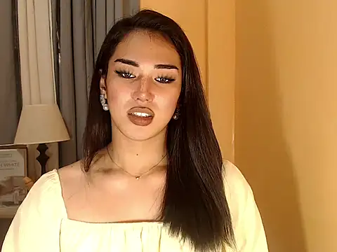 Snapshot of magnificent_kitana chatting on October 2, 10:09 pm magnificent kitana online show from October 2, 10:09 pm