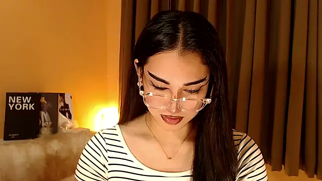 magnificent kitana online show from October 19, 1:25 pm