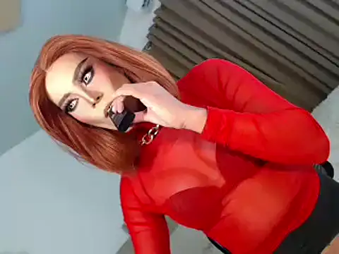 Snapshot of Mia_holtxxx chatting on September 24, 12:00 pm Mia holtxxx online show from September 24, 12:00 pm