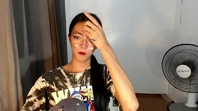 Snapshot of slimladyxoxo chatting on September 21, 5:29 pm slimladyxoxo online show from September 21, 5:29 pm