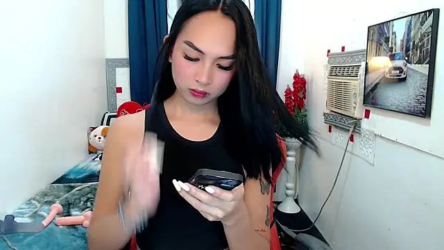Snapshot of Goddess_Isabel chatting on September 17, 5:29 pm Goddess Isabel online show from September 17, 5:29 pm