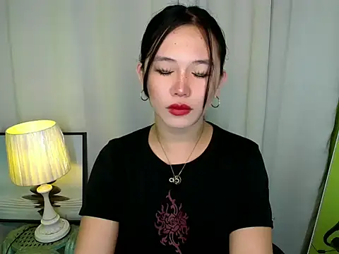 Ricaliciuos online show from May 30, 10:30 pm
