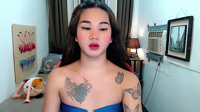 Snapshot of lil_fantacy chatting on October 10, 11:44 am lil fantacy online show from October 10, 11:44 am