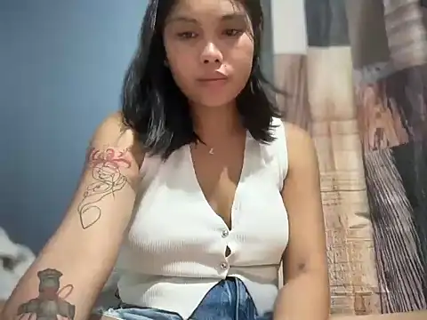 Snapshot of Griselda_beatriz3 chatting on October 3, 4:29 pm Griselda beatriz3 online show from October 3, 4:29 pm