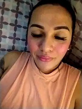 enoria1992 online show from November 4, 2:33 am