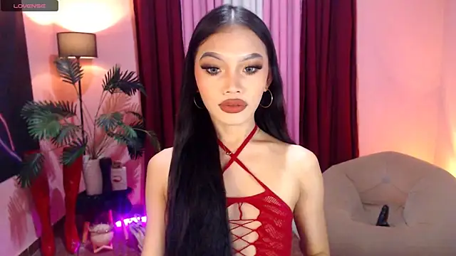 Snapshot of Asianprincess69 chatting on October 3, 8:03 am Asianprincess69 online show from October 3, 8:03 am