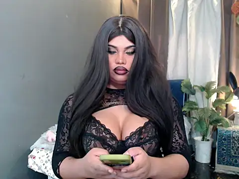 KitSmithCumerr online show from December 23, 6:40 am