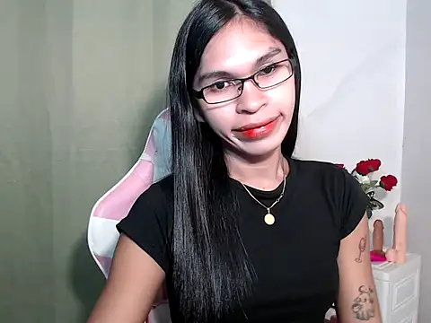 Snapshot of sexloverxxz chatting on October 3, 12:16 pm sexloverxxz online show from October 3, 12:16 pm