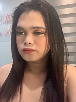 Snapshot of VictoriaL0ve chatting on October 5, 4:28 pm VictoriaL0ve online show from October 5, 4:28 pm