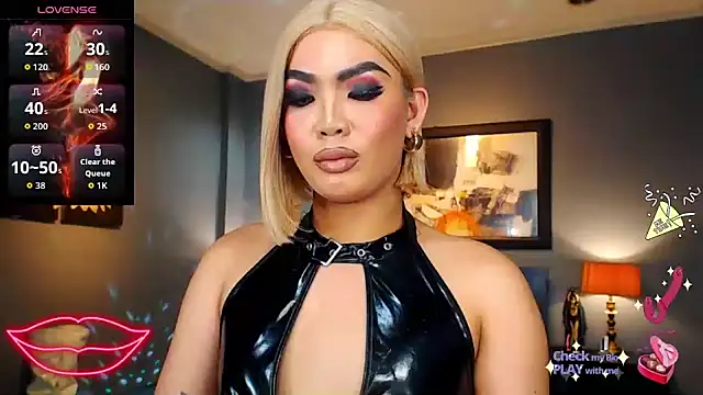 Snapshot of FridaHumphrey chatting on September 10, 5:34 pm FridaHumphrey online show from September 10, 5:34 pm