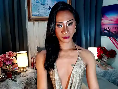 Snapshot of sassylatina chatting on September 14, 2:43 pm sassylatina online show from September 14, 2:43 pm