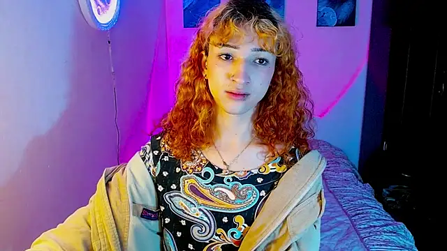 Snapshot of meghan_devil_ chatting on September 22, 7:13 am meghan devil online show from September 22, 7:13 am