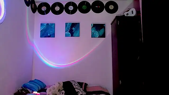 meghan devil  online show from November 13, 11:34 pm