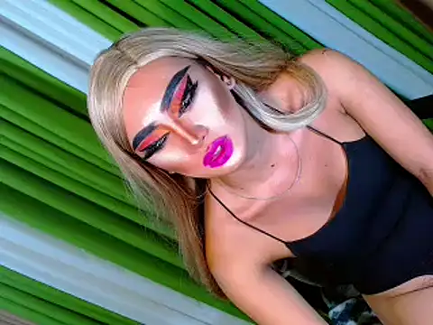Snapshot of Queen_yasii_88 chatting on October 1, 6:08 pm Queen yasii 88 online show from October 1, 6:08 pm