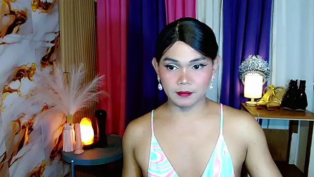 samantha alluring online show from September 12, 11:43 pm