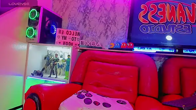 Madison Mujica online show from September 26, 12:24 pm