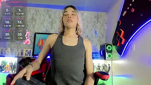 Madison Mujica online show from October 13, 11:22 am