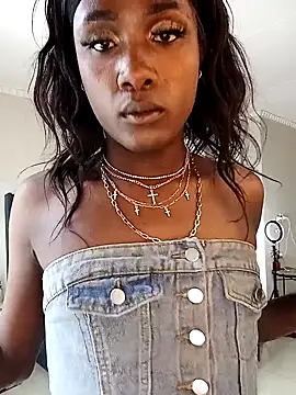 Lsnickykhanyile online show from November 30, 10:40 am