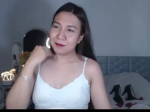 Snapshot of stellahugeX chatting on October 11, 3:47 pm stellahugeX online show from October 11, 3:47 pm