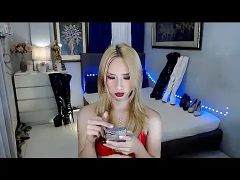xMistressTiffany online show from October 3, 5:18 am