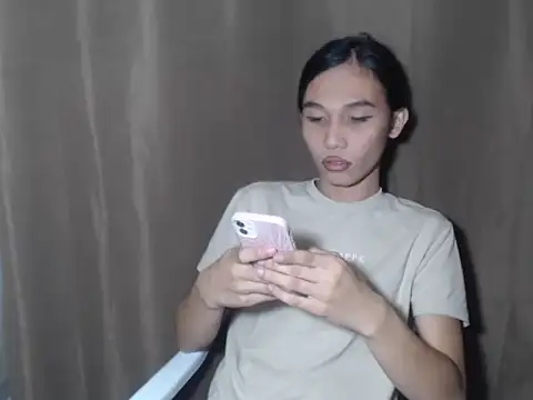 Snapshot of Urfucking_khloe1 chatting on September 20, 11:32 pm Urfucking khloe1 online show from September 20, 11:32 pm