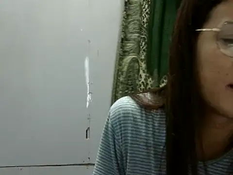 Snapshot of juicycum069 chatting on September 27, 2:31 am juicycum069 online show from September 27, 2:31 am