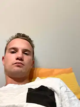 Snapshot of Italy_sex_boy chatting on September 21, 6:57 pm Italy sex boy online show from September 21, 6:57 pm
