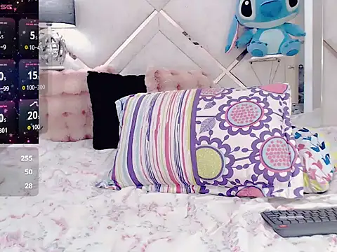 Snapshot of barbie_godut chatting on September 16, 12:48 am barbie godut online show from September 16, 12:48 am