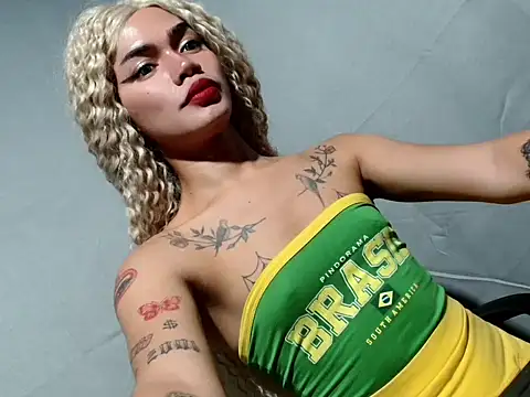 hugecockbabe online show from March 4, 5:50 pm