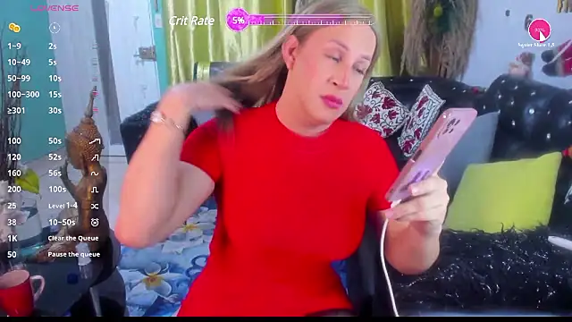 Snapshot of BarbieStyled chatting on December 5, 2:26 am BarbieStyled online show from December 5, 2:26 am