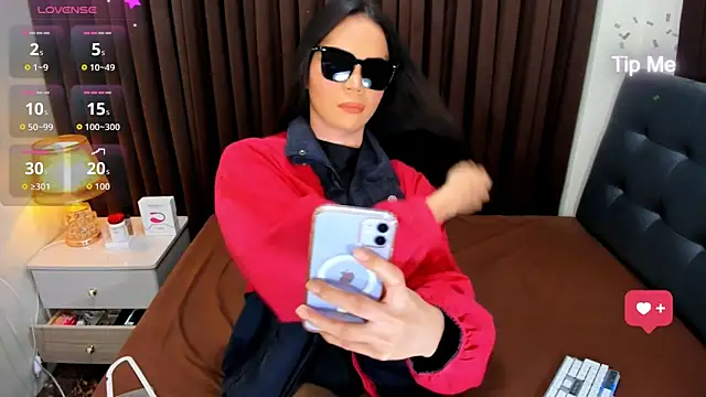 Snapshot of xSeductiveMarga chatting on September 13, 8:53 am xSeductiveMarga online show from September 13, 8:53 am