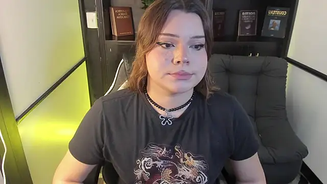 Snapshot of Maxxxine1 chatting on September 20, 3:17 pm Maxxxine1 online show from September 20, 3:17 pm