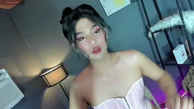 Snapshot of SexGoddess_Seraphina chatting on October 1, 10:21 pm SexGoddess Seraphina online show from October 1, 10:21 pm
