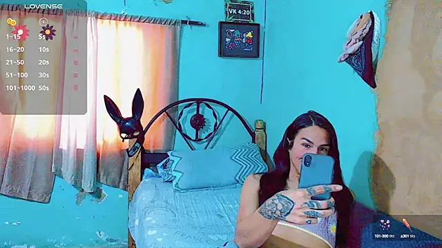 Snapshot of Azley_sweet chatting on January 14, 3:26 pm Azley sweet online show from January 14, 3:26 pm