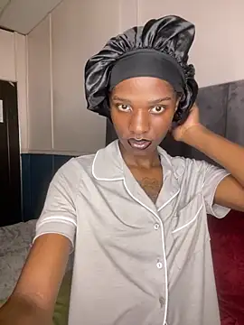 Trans fairy online show from February 1, 10:19 pm