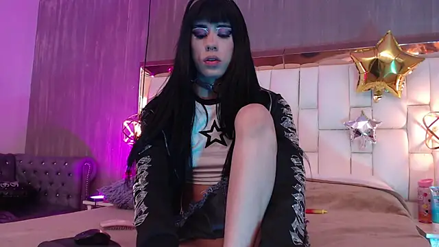 Foxxy Doll online show from October 25, 4:35 pm