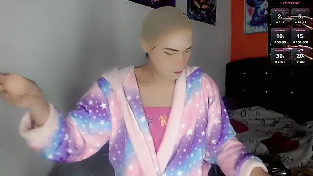 Snapshot of Estefania_foxx chatting on October 5, 10:49 am Estefania foxx online show from October 5, 10:49 am