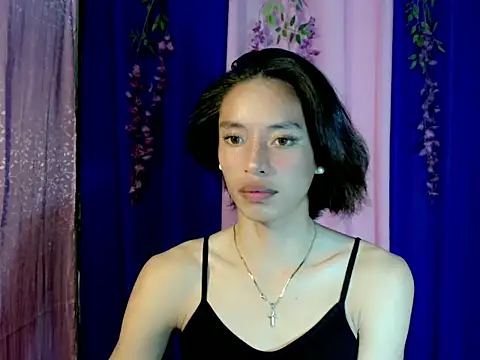 Snapshot of cyd_twink chatting on October 1, 12:17 pm cyd twink online show from October 1, 12:17 pm
