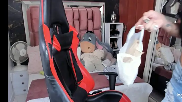 sara slut21 online show from January 28, 8:26 pm