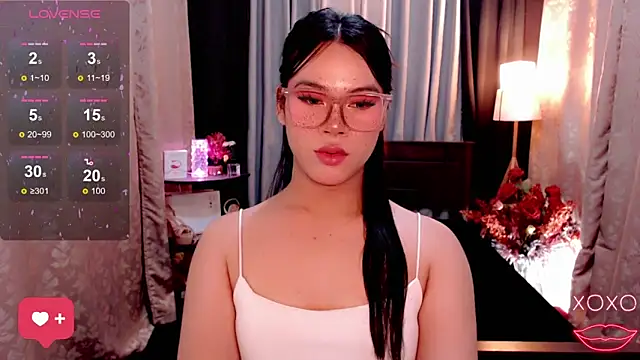 IamRaeganDolls69 online show from October 1, 12:33 am