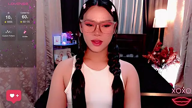 IamRaeganDolls69 online show from October 9, 12:01 am