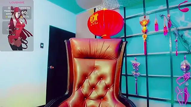 Britany montiel online show from December 2, 7:17 pm