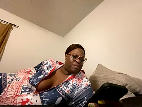 Snapshot of KANDIS864 chatting on September 25, 11:45 pm KANDIS864 online show from September 25, 11:45 pm