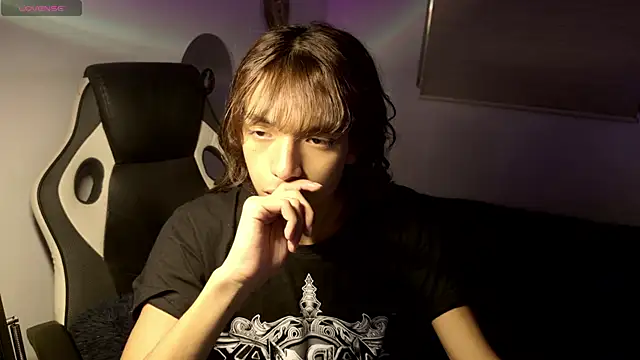 alexxatokyo online show from October 3, 7:08 am