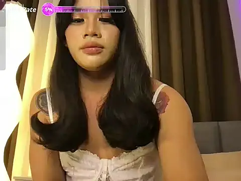 Malia Nicole online show from November 11, 10:28 am