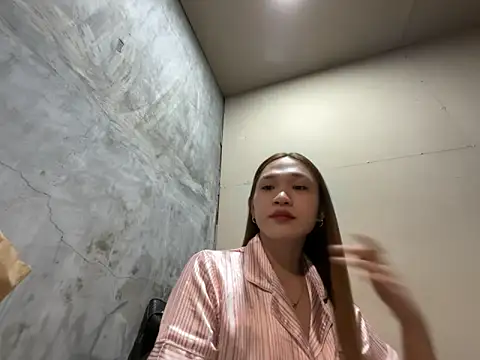 Snapshot of _AndreaFox chatting on October 10, 1:34 pm AndreaFox online show from October 10, 1:34 pm
